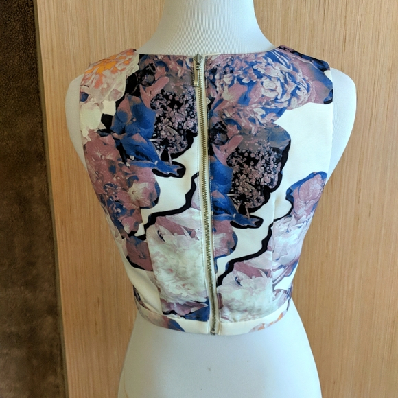 New! FINDERS KEEPERS 2-Piece Adorable Top & Skirt - Picture 7 of 13